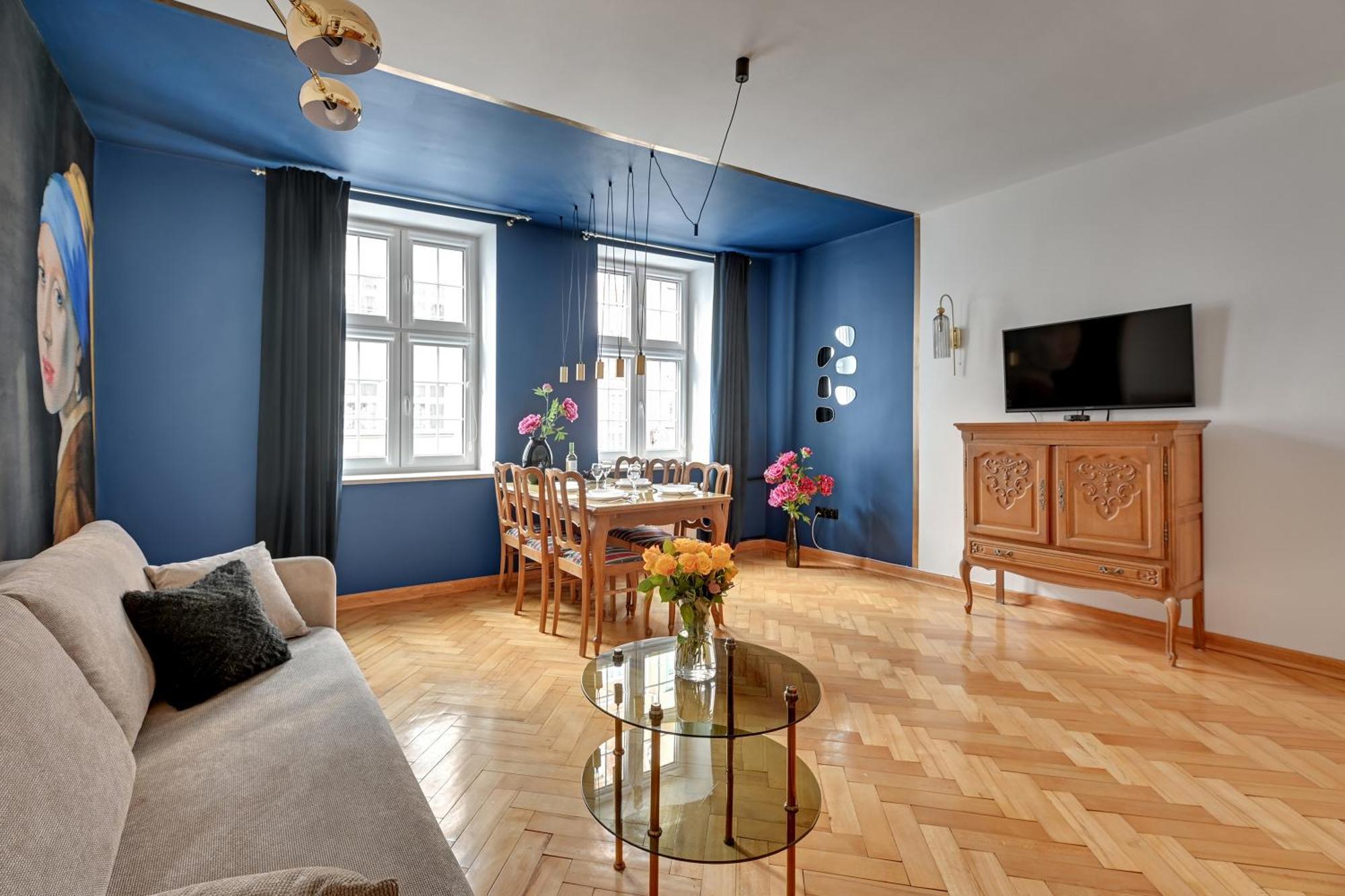 Apartament Mariacka Girl With A Pearl By Triapart